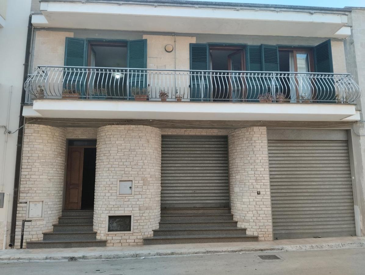 Favolosa Casa Con Terrazza, Idromassaggio, Cortile E Garage Auto Carovigno Exterior photo